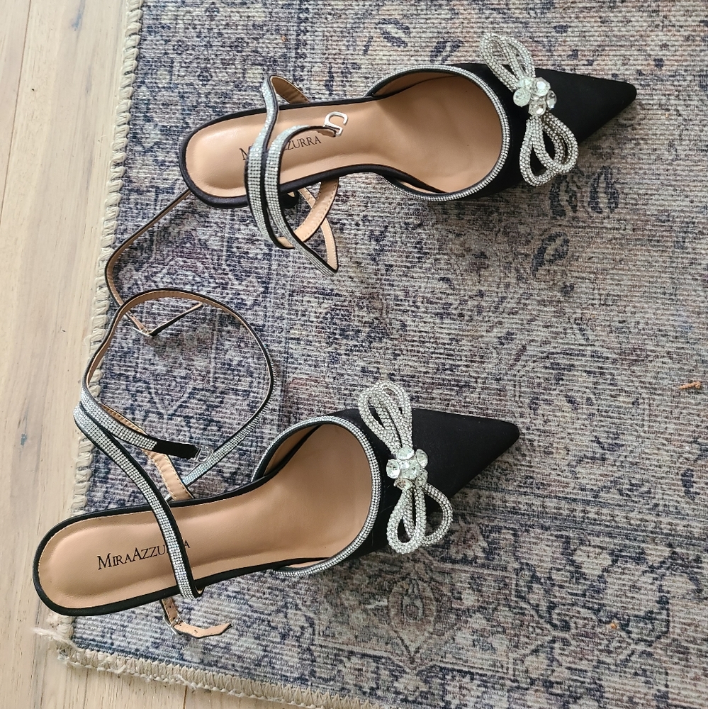 Rhinestone bow heels size 9